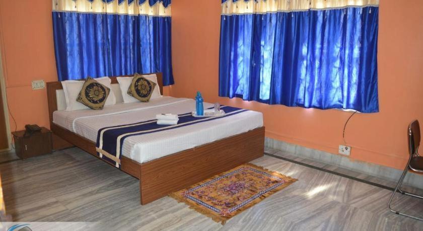 Hotel Orient Residency Kalkuta Zewnętrze zdjęcie